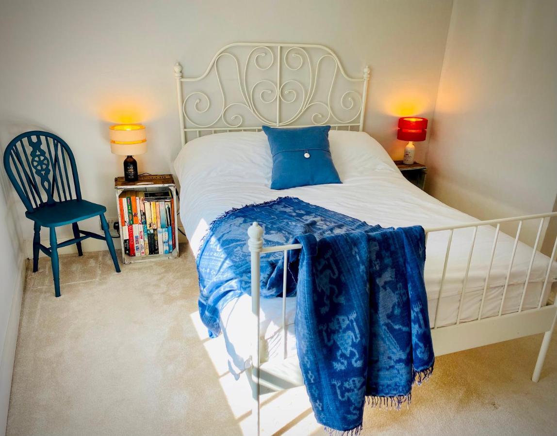 Pass The Keys Superbly Located Handsome Georgian Townhouse Shrewsbury Extérieur photo