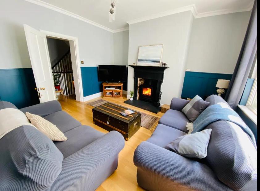 Pass The Keys Superbly Located Handsome Georgian Townhouse Shrewsbury Extérieur photo